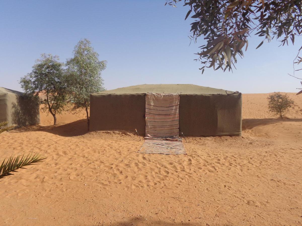 Camel Trek Bivouac Hotel Merzouga Bagian luar foto