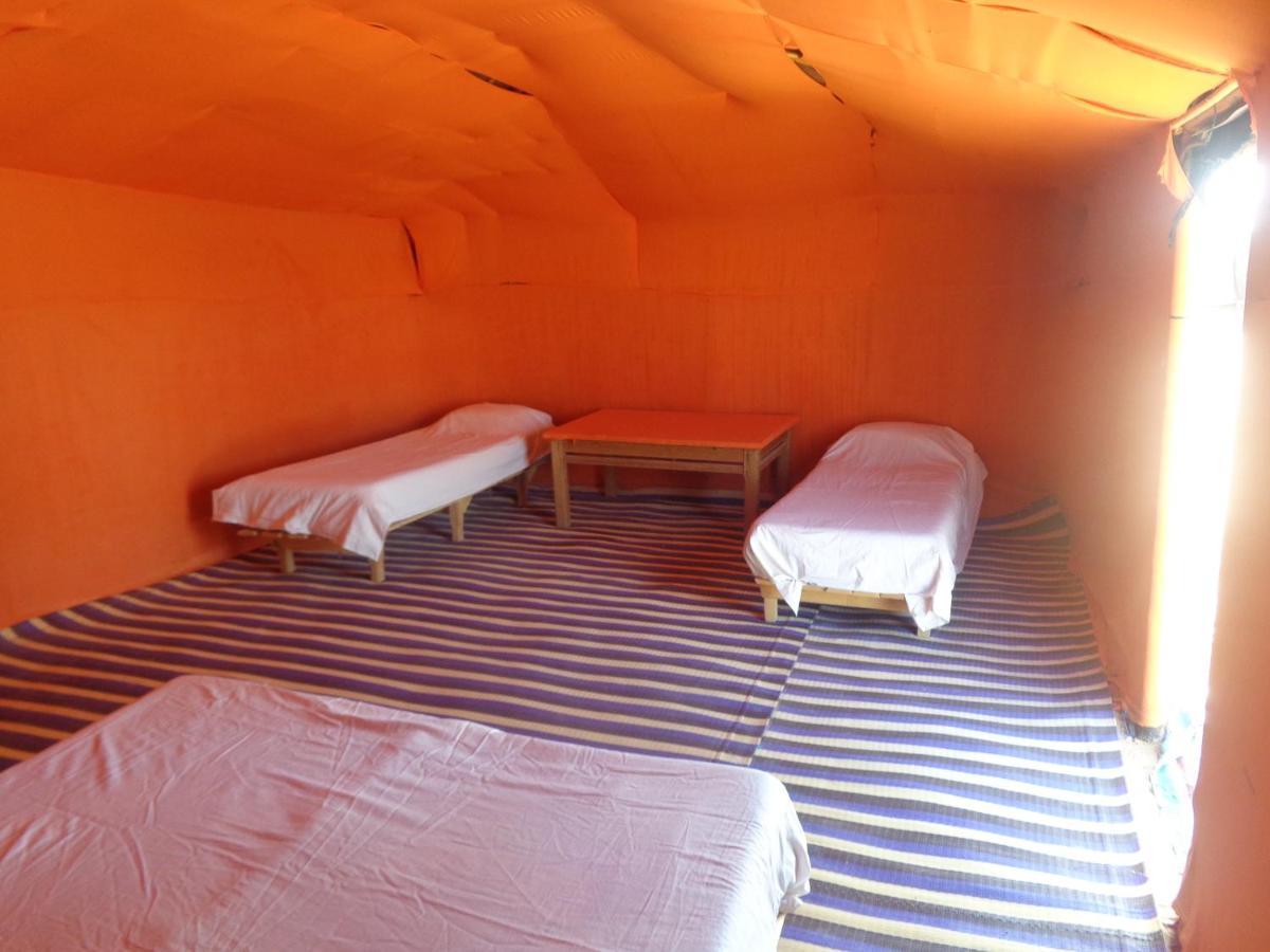 Camel Trek Bivouac Hotel Merzouga Bagian luar foto
