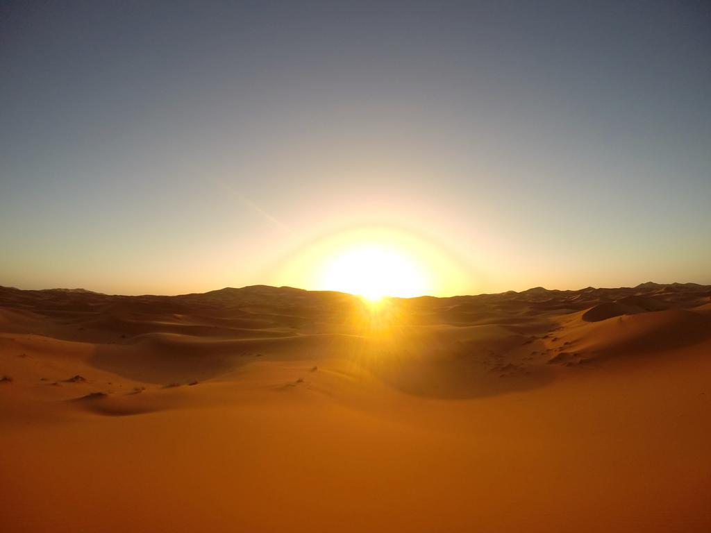 Camel Trek Bivouac Hotel Merzouga Ruang foto