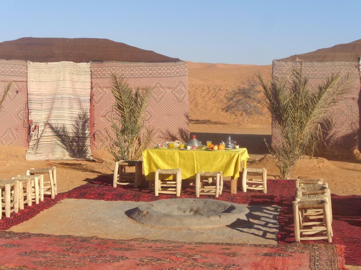 Camel Trek Bivouac Hotel Merzouga Bagian luar foto
