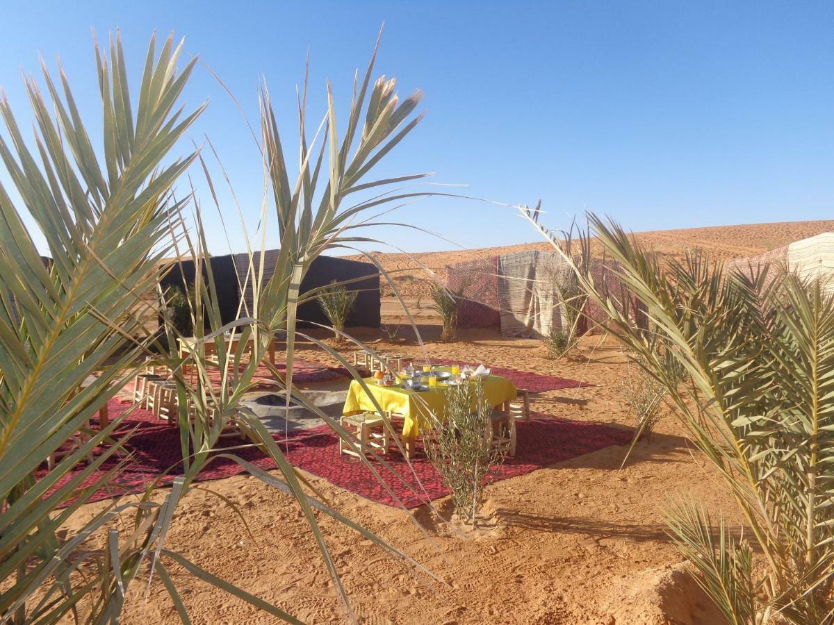 Camel Trek Bivouac Hotel Merzouga Bagian luar foto
